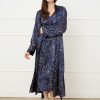OmD 0121D ROSA Сорочка жен. (на шир. бретелях до середины икры), PL